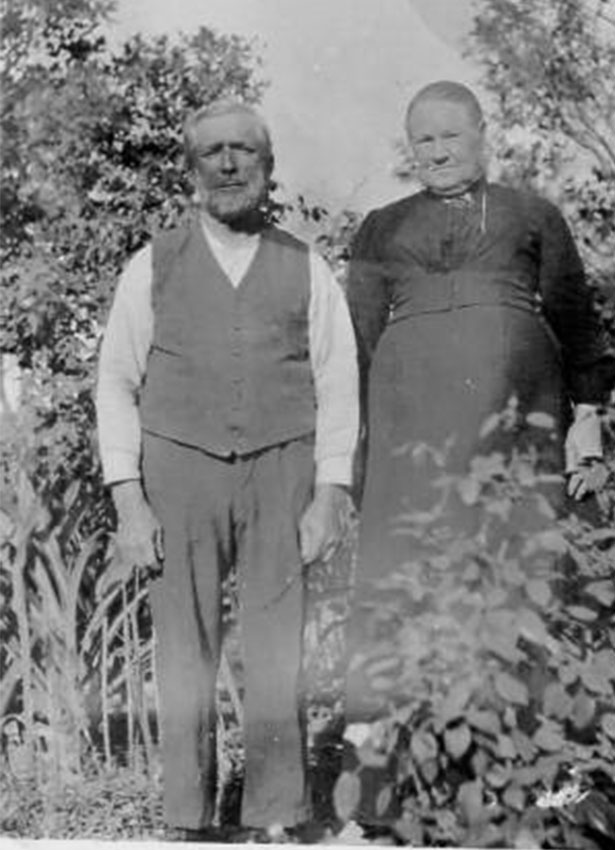 View of Archibald COLQUHOUN  and Frances COLQUHOUN (nee AITKEN).