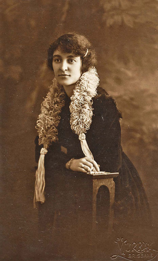 Image of Janet Brymer LOWTHER (née COLQUHOUN).