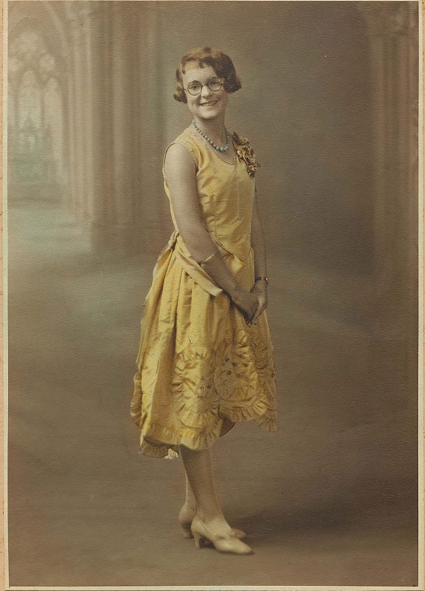Image of Young Marjorie FOSTER (née EWART) b. 1915. 