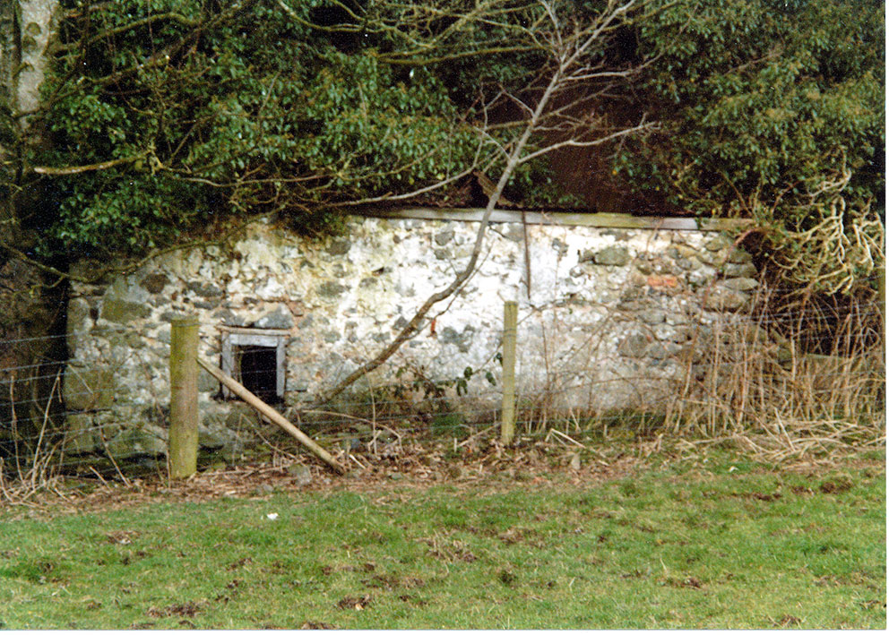 Image of Stone cottage on James LANE's land. Photo: Owner of property.