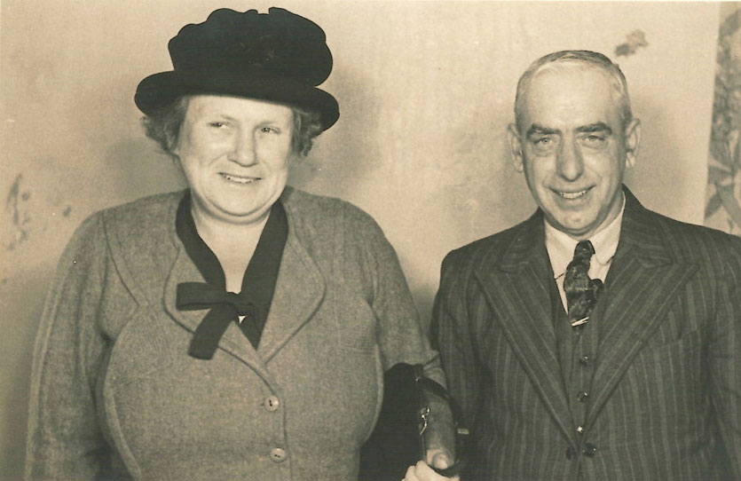 Image of middle-aged Mildred NICHOLSON  (née STRONG) & James NICHOLSON.