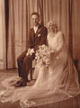 Image of marriage of Robert William STRONG & Evelyn Mary BELL.