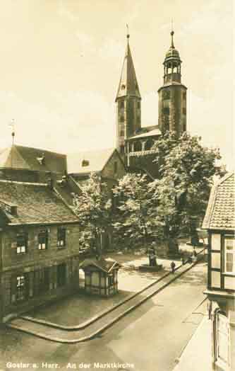 Image of 1934 Marktkirche & street.